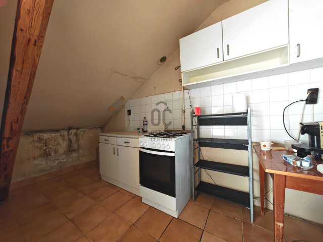 Eladó téglalakás, Székesfehérvárott 75 M Ft, 4 szobás