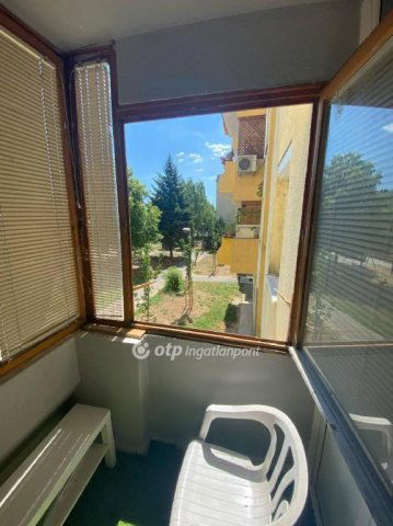 Eladó panellakás, Balatonfüreden 75 M Ft, 4 szobás