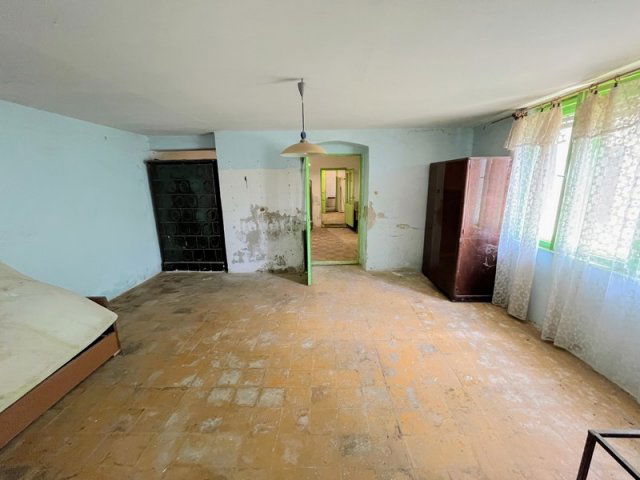 Eladó családi ház, Iregszemcsén 18 M Ft, 3 szobás