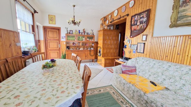 Eladó családi ház, Herceghalomon 118.6 M Ft, 6 szobás