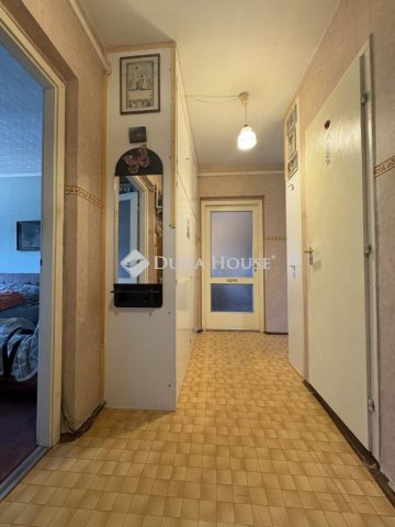 Eladó téglalakás, Budapesten, XXI. kerületben 46.9 M Ft