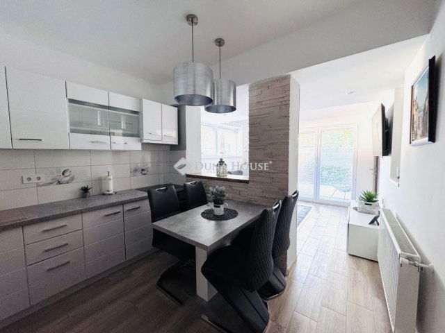 Eladó téglalakás, Harkányban 55 M Ft, 3 szobás