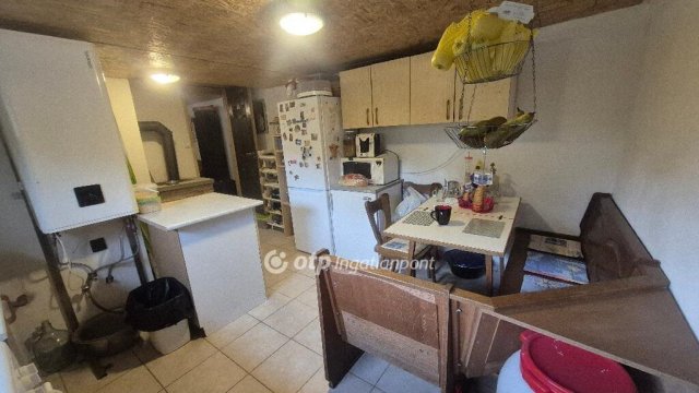 Eladó családi ház, Aranyosgadányban 31.5 M Ft, 2+2 szobás