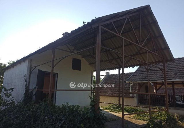 Eladó mezogazdasagi ingatlan, Bakonyszentivánon 2.79 M Ft