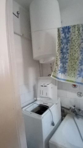 Eladó családi ház, Négyesen 18 M Ft, 3+1 szobás