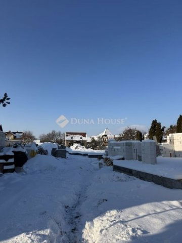 Eladó ikerház, Monoron 90 M Ft, 4 szobás / költözzbe.hu