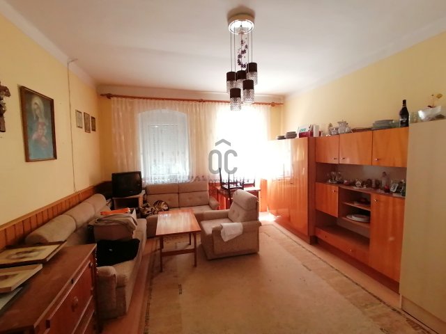 Eladó családi ház, Nardán 31.9 M Ft, 2 szobás