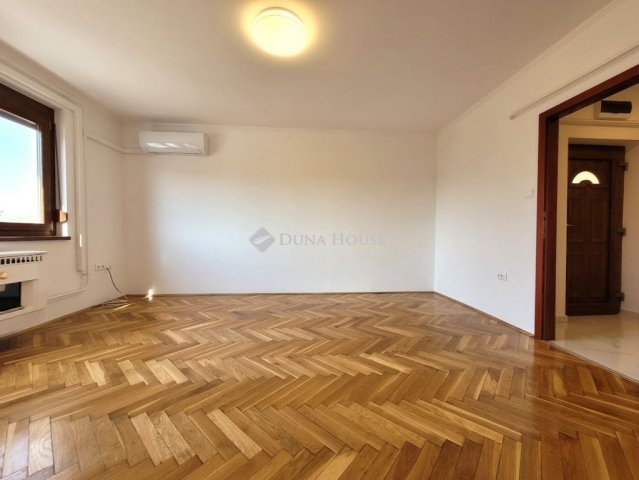 Eladó téglalakás, Mohácson 42 M Ft, 2 szobás