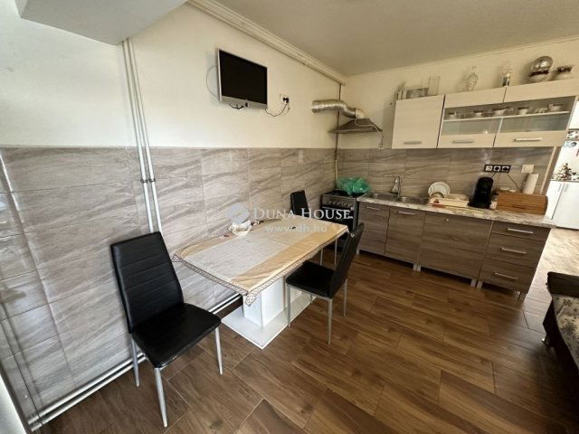 Eladó családi ház, Fóton 65 M Ft, 5 szobás