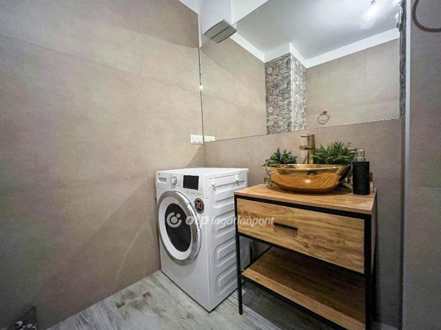 Eladó téglalakás, Rajkán 59.8 M Ft, 3 szobás