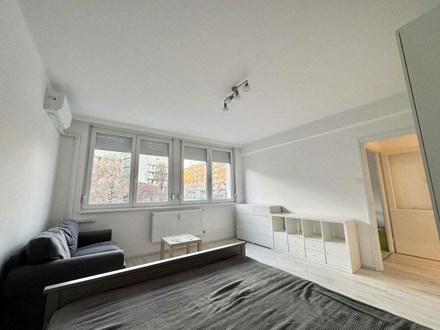 Kiadó téglalakás, albérlet, Debrecenben, Holló János utcában