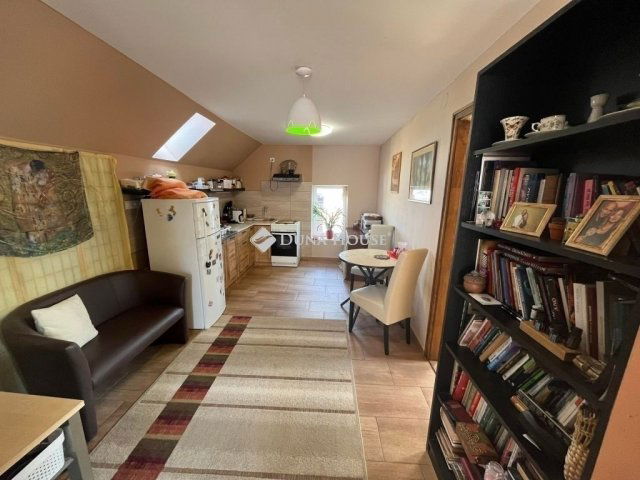 Eladó téglalakás, Pécsett 47 M Ft, 2 szobás