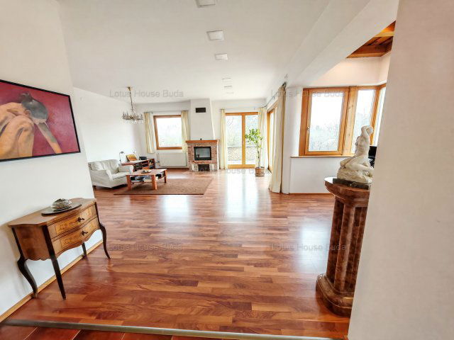 Eladó családi ház, Budapesten, II. kerületben 269.9 M Ft