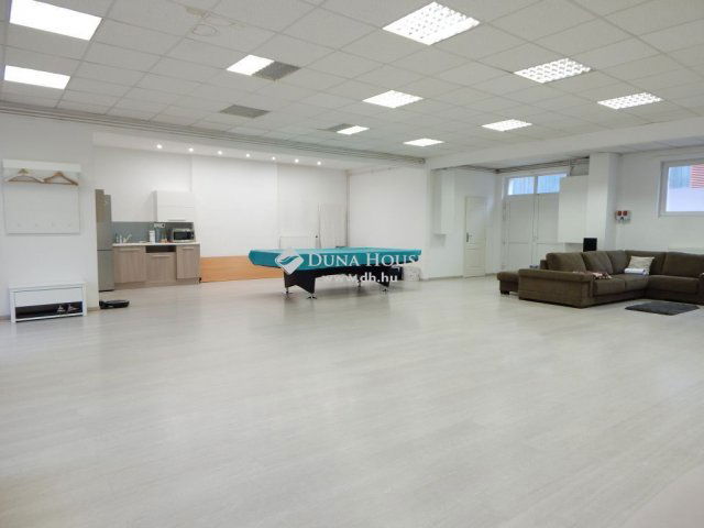 Eladó ipari ingatlan, Szombathelyen 110 M Ft / költözzbe.hu