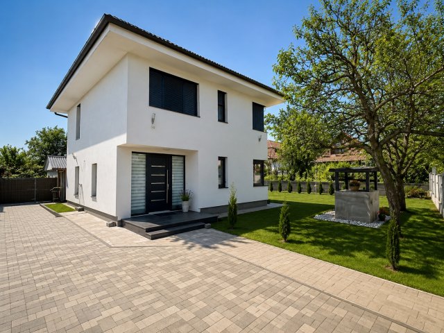 Eladó családi ház, Nyíregyházán 91.7 M Ft, 5 szobás