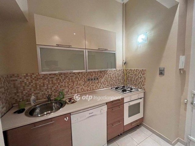 Eladó téglalakás, Budapesten, XII. kerületben 59 M Ft, 1 szobás