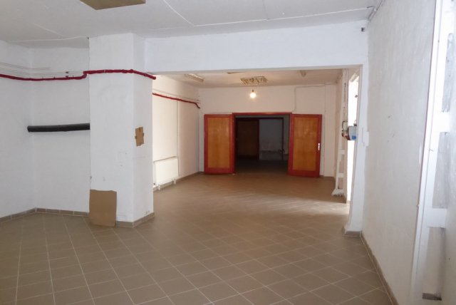 Kiadó ipari ingatlan, Pécsett, Megyeri úton 349 E Ft / hó