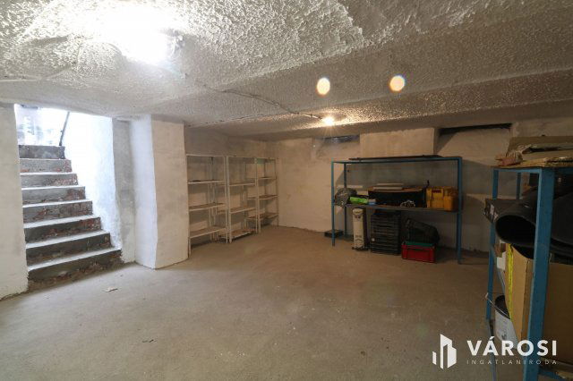 Kiadó ipari ingatlan, Szegeden 35 E Ft / hó, 1 szobás