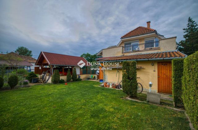 Eladó családi ház, Budapesten, XVIII. kerületben 140 M Ft