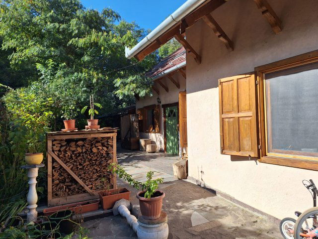 Eladó családi ház, Kehidakustányban 149 M Ft, 6+8 szobás