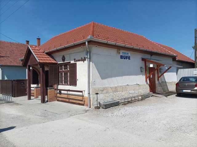 Eladó üzlethelyiség, Mezőkövesden 37 M Ft, 4 szobás