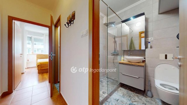 Kiadó téglalakás, albérlet, Miskolcon 180 E Ft / hó, 1+1 szobás