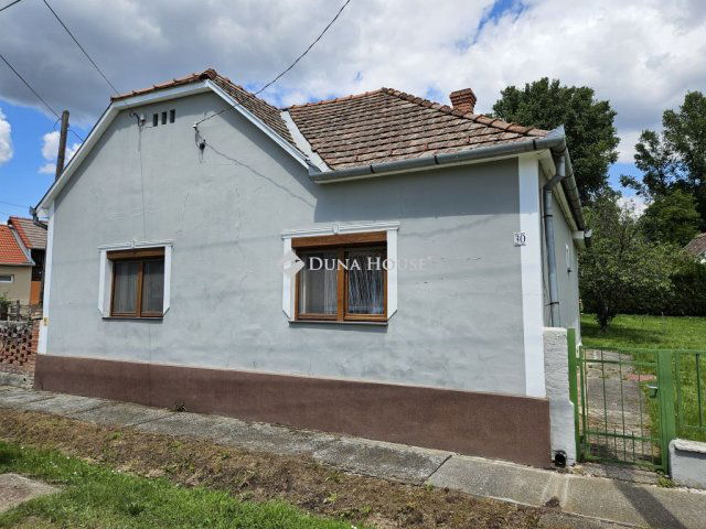 Eladó családi ház, Kisjakabfalván 22 M Ft, 4 szobás