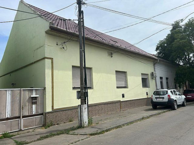 Eladó családi ház, Budapesten, XX. kerületben 74.9 M Ft