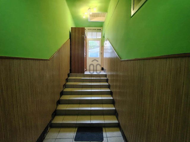 Eladó családi ház, Pápán 37 M Ft, 2 szobás