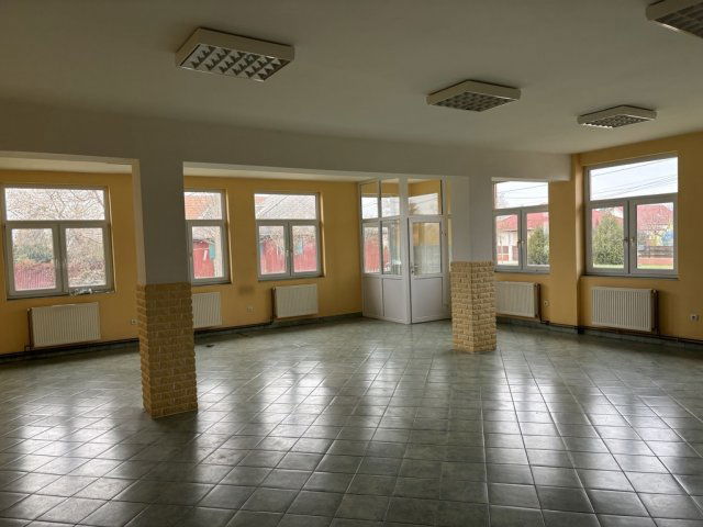 Eladó üzlethelyiség, Sajóörösön 89 M Ft