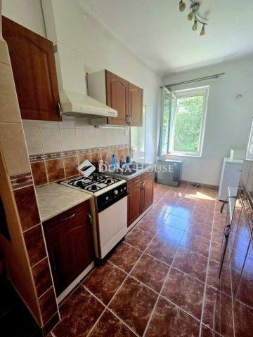 Eladó téglalakás, Pécsett 46.9 M Ft, 2 szobás