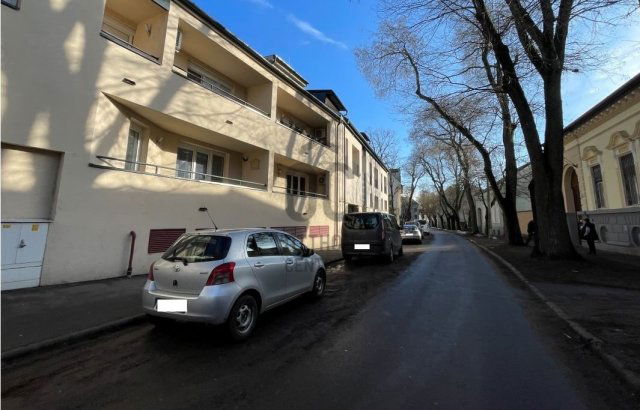 Eladó garázs, Debrecenben 8 M Ft / költözzbe.hu