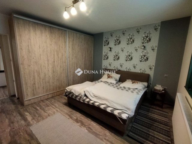 Eladó mezogazdasagi ingatlan, Nagykátán 180 M Ft