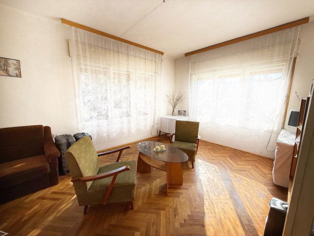 Eladó családi ház, Pakson 52.9 M Ft, 4 szobás