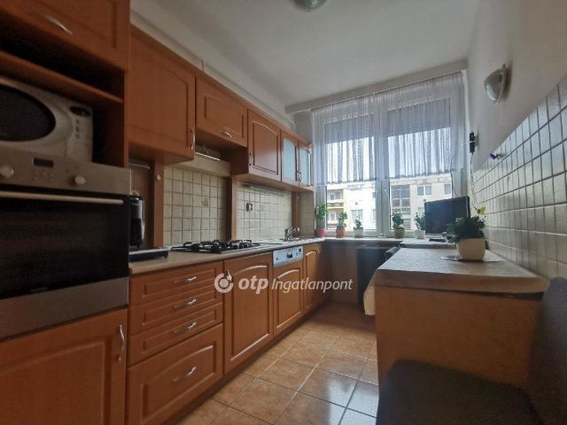 Eladó téglalakás, Nyíregyházán 44.5 M Ft, 1+1 szobás