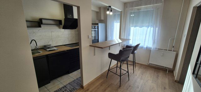 Kiadó panellakás, albérlet, Debrecenben, Füredi úton, 2 szobás