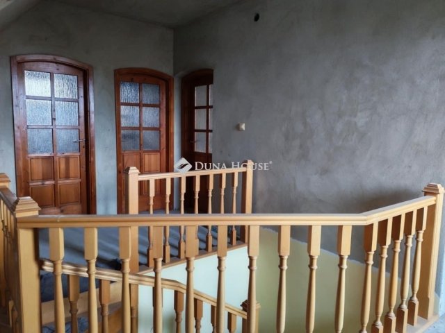 Eladó családi ház, Hatvanban 85 M Ft, 4 szobás