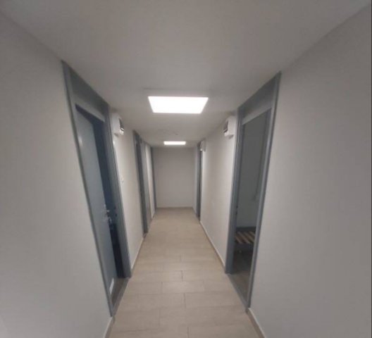 Eladó családi ház, Budapesten, III. kerületben 371.25 M Ft