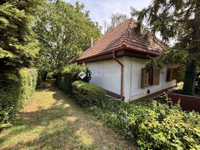 Eladó családi ház, Kerepesen 82.9 M Ft, 2 szobás