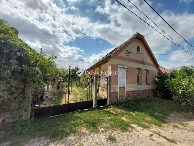 Eladó családi ház, Kisszékelyen 29.9 M Ft, 3 szobás