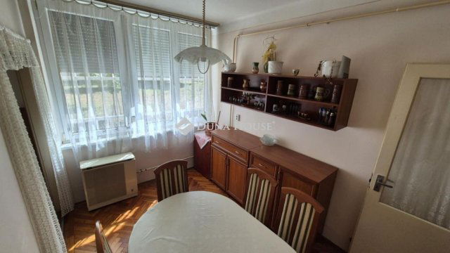 Eladó téglalakás, Nagykőrösön 42 M Ft, 2 szobás