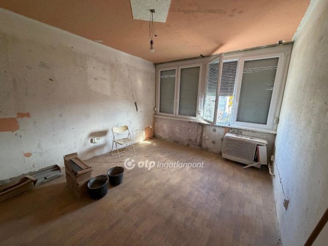 Eladó téglalakás, Bátonyterenyén 15.9 M Ft, 2 szobás