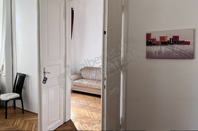 Kiadó téglalakás, albérlet, VIII. kerületben, Teleki László téren