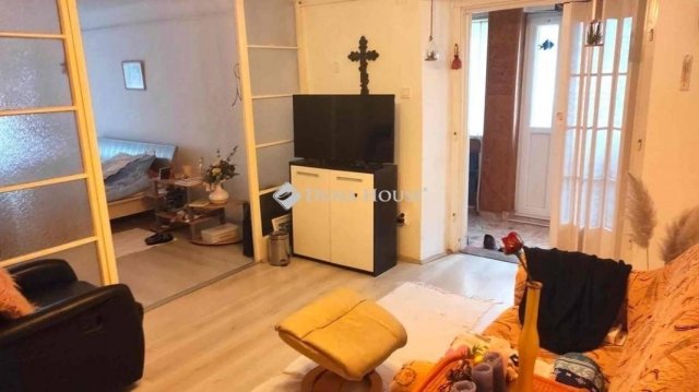 Eladó családi ház, Mohácson 48 M Ft, 5 szobás