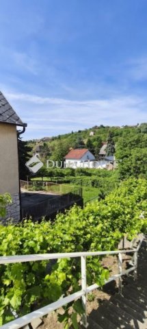 Eladó családi ház, Pécsett 105 M Ft, 4 szobás