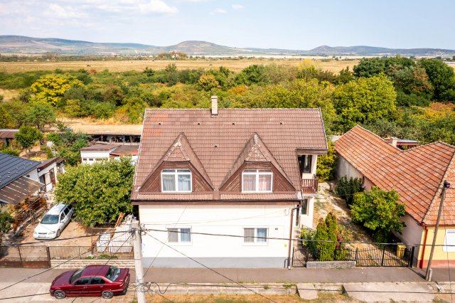 Eladó családi ház, Sátoraljaújhelyen 49.9 M Ft, 6 szobás