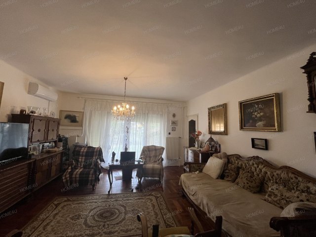 Eladó családi ház, Szolnokon 83.9 M Ft, 4 szobás