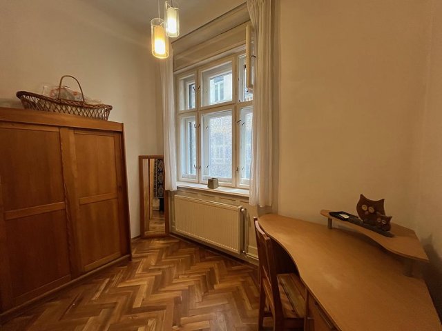 Eladó téglalakás, Budapesten, IX. kerületben, Angyal utcában