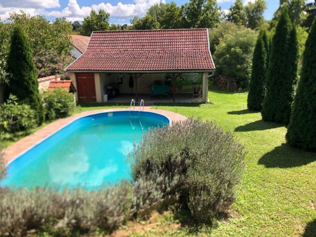 Eladó családi ház, Almáskeresztúron 59.741 M Ft, 2 szobás