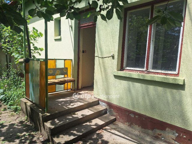 Eladó sorház, Mezőhegyesen 40 M Ft, 7 szobás